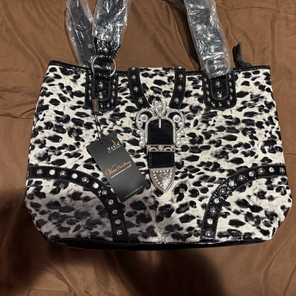 NWT Blsck & White Yesir  Faux Croc Ladies Studded Women's Bag

15 inches by 11
